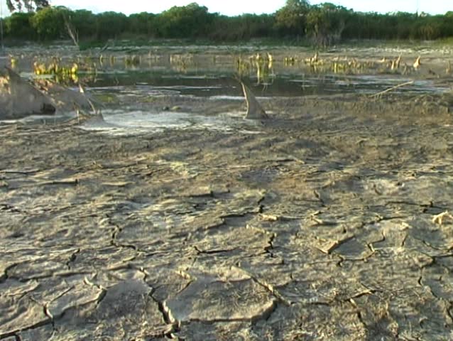 Dry reservoir in Ecuador
