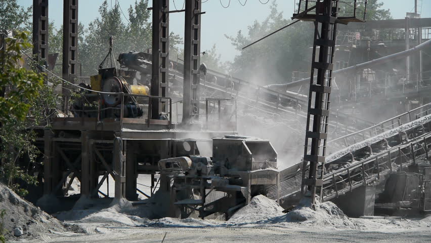 Coal mining in an open pit