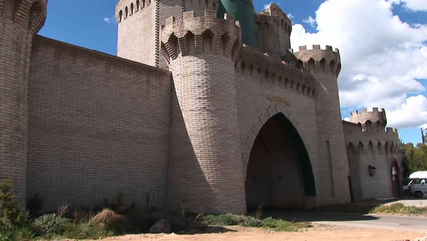 Tilt-up to front gate of a medieval castle