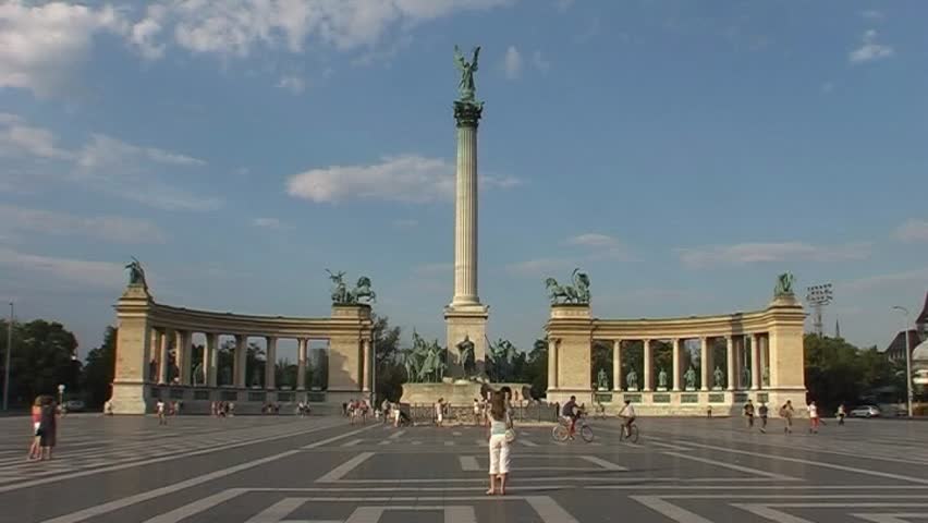 Heroes Square, Budapest (Hungary) - SD 16:9, Panasonic NV-GS500 (3 CCD)