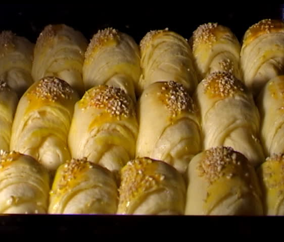 speed-up footage of baking food (bun) 15sec