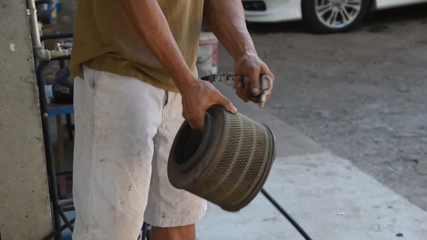 Header of air filter