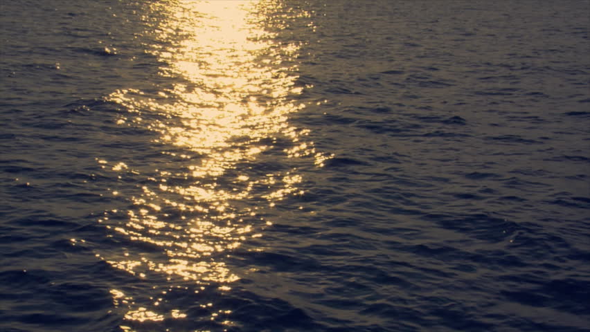 realtime sundown reflection wide ocean