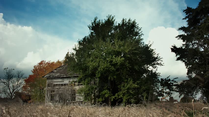  Timelapse of haunted house.