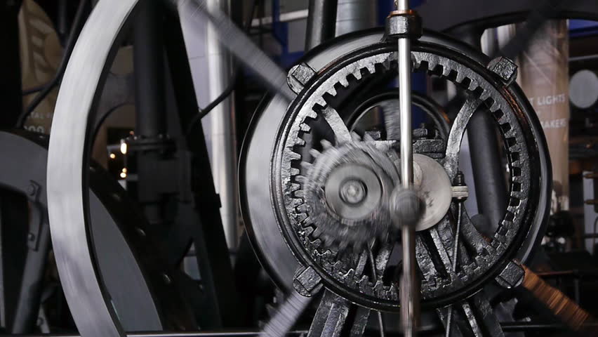Old steam engine gear system which uses planetary gears.