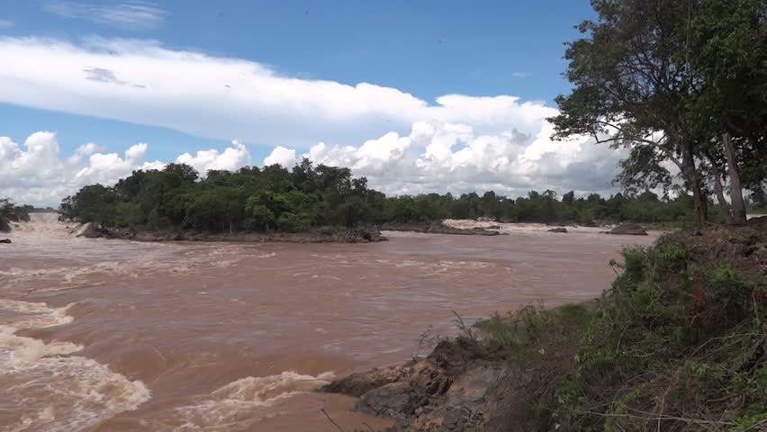 SI PHAN DON - AUGUST 25: View on LIi Phi falls also called Tat Somphamit August 25, 2012 in Si Phan Don, Laos.
