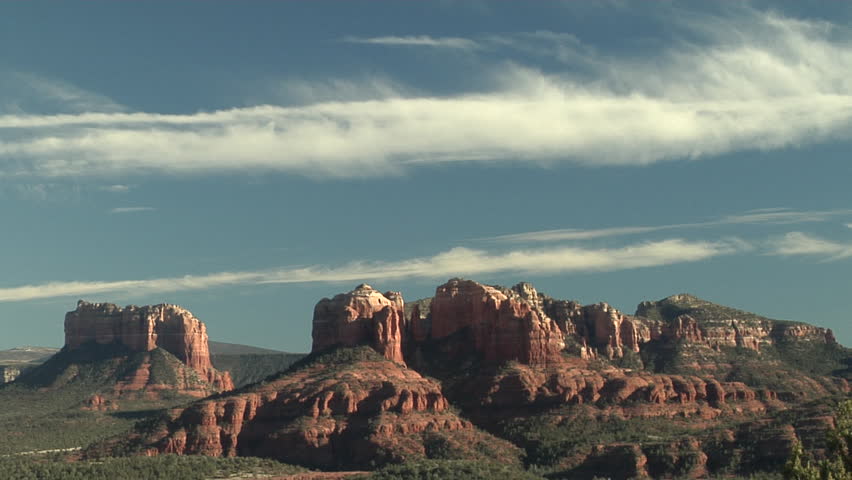 Cirrus. Slow moving cirrus bands