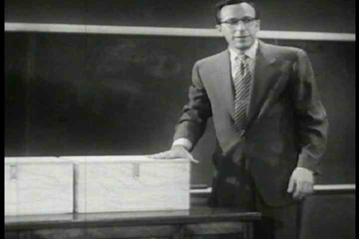 1950s - Psychology students are fooled into thinking the professor has turned loose a poisonous snake in the classroom, 1954.