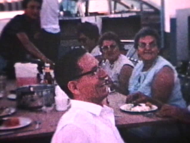 Summer Backyard Barbecue (1963 - Vintage 8mm film)