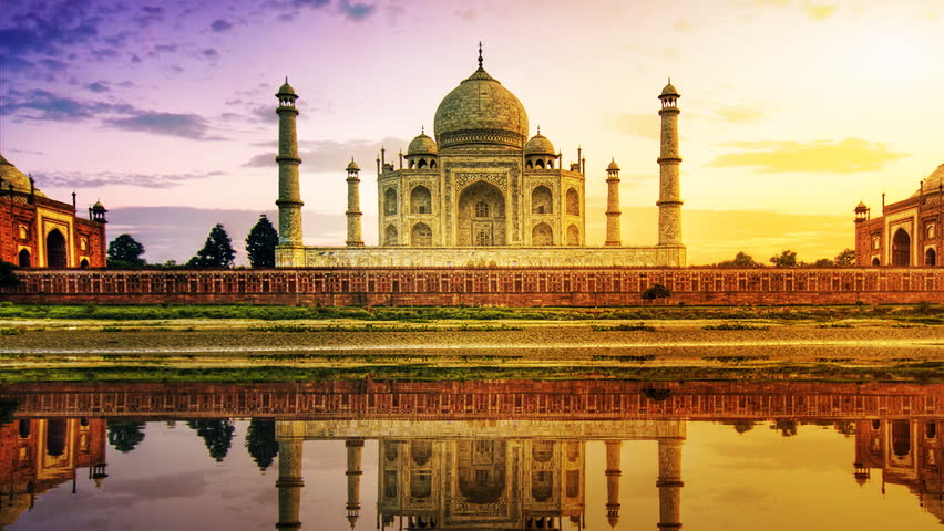 panorama mausoleum of Mumtaz Mahal 
