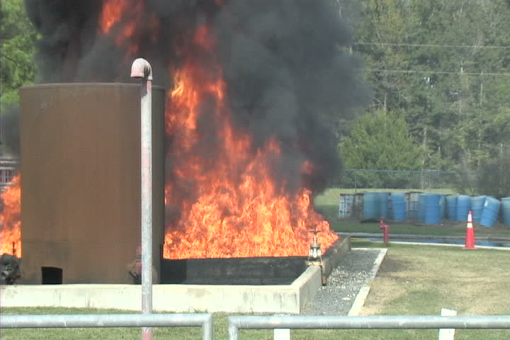 Large liquid propane fire