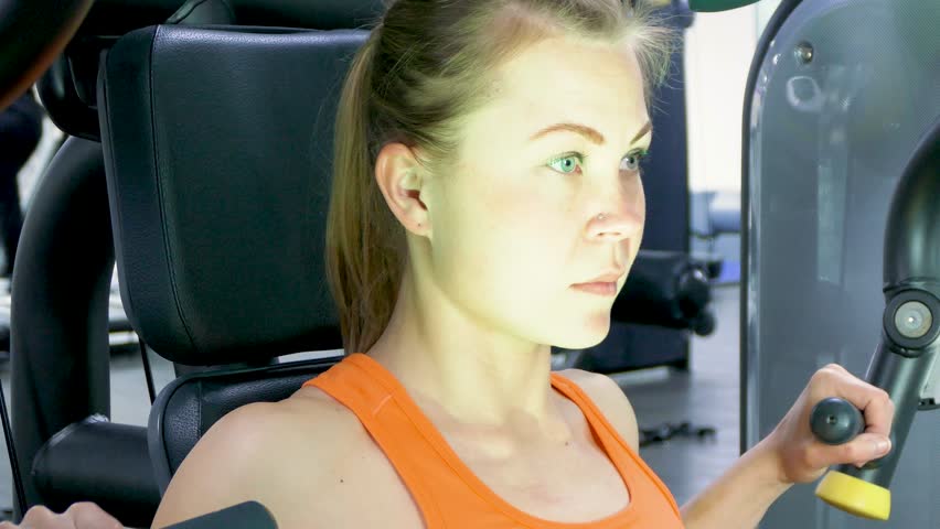 Gym Workout Fit Girl Workout Stockvideos Filmmaterial 100 Lizenzfrei 1009017803 Shutterstock