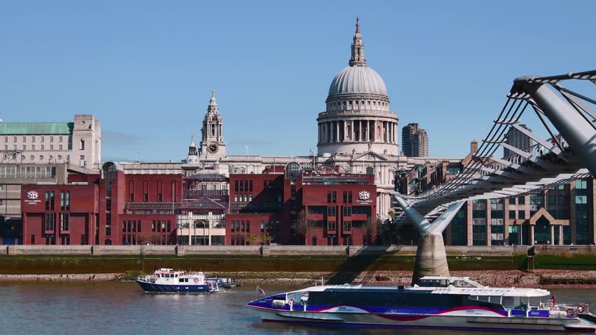 bridge-across-the-river-thames-in-london-england-image-free-stock