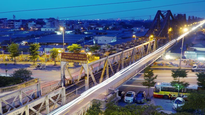 Night Cityscape in Hanoi, Vietnam image - Free stock photo - Public Domain photo - CC0 Images