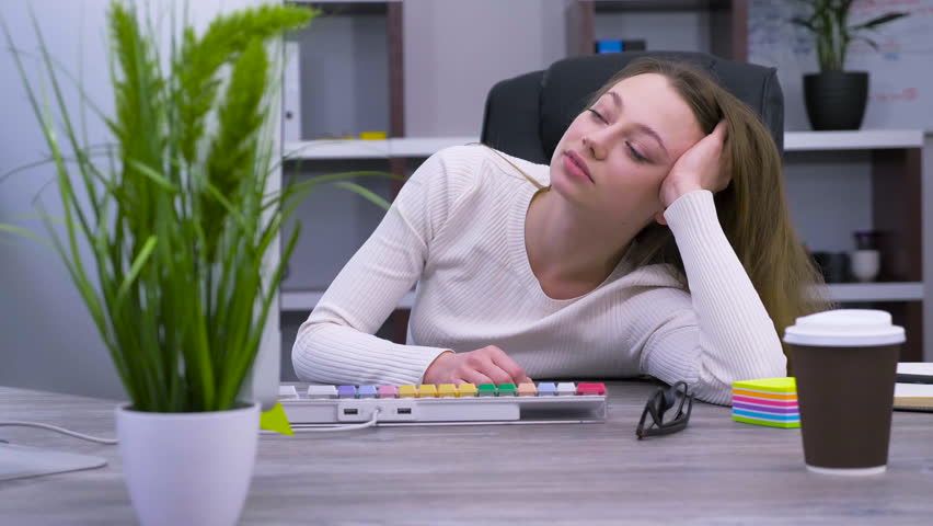 4k00 11girl Falling Asleep At Work Sleeping On Desk Girl Tired At