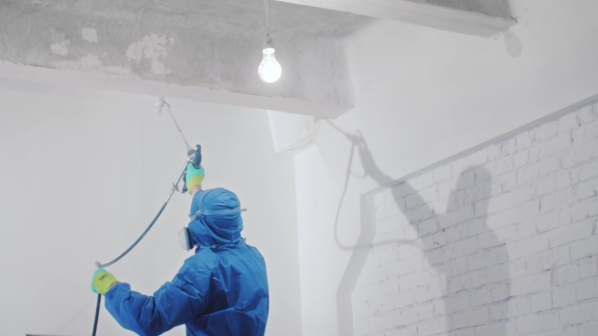 Airless Spray Painting Worker Painting Stock Footage Video 100 Royalty Free 1032784043 Shutterstock