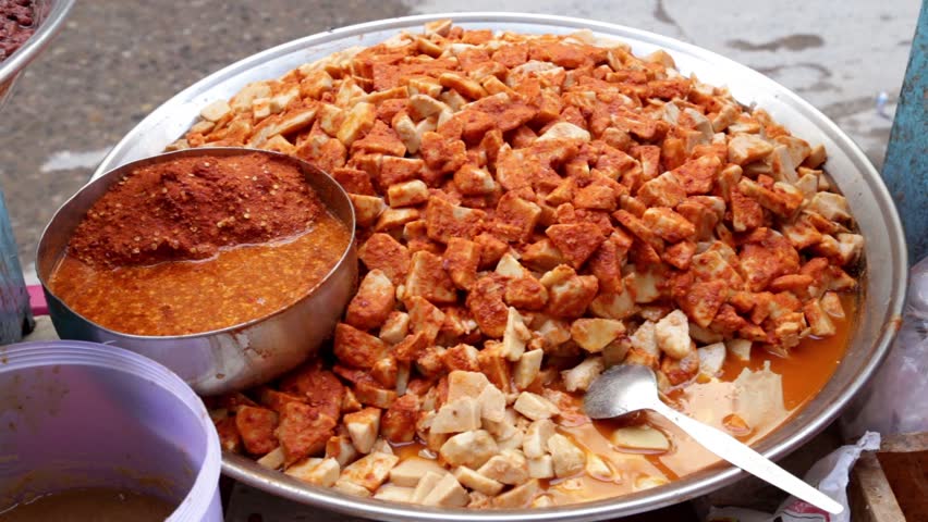 Header of malanga