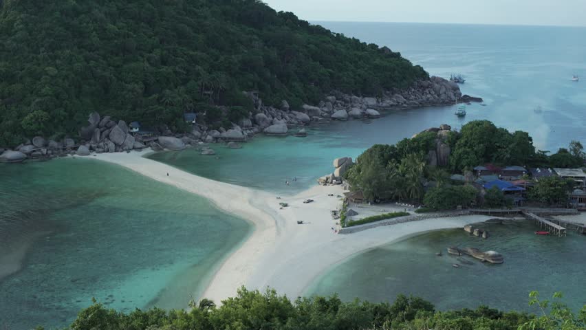 Header of tombolo