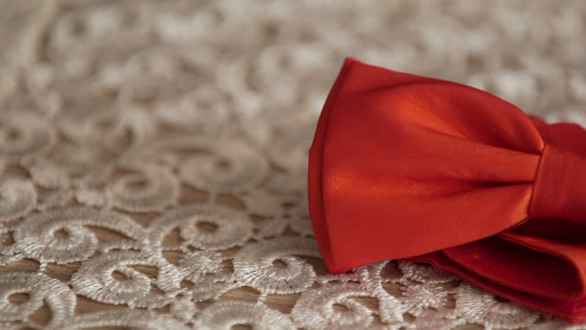 Header of neckwear