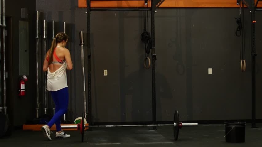 Young snatch — photo 1