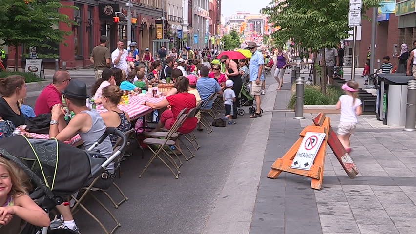 Kitchener Ontario Canada April 2013 Stockvideos Filmmaterial