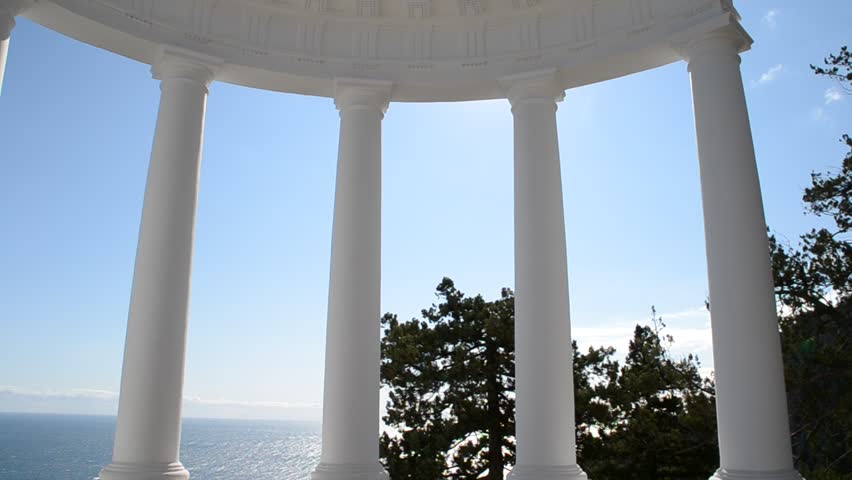 Header of arbour