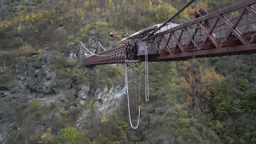 Bungee jumping Kawarau Bridge