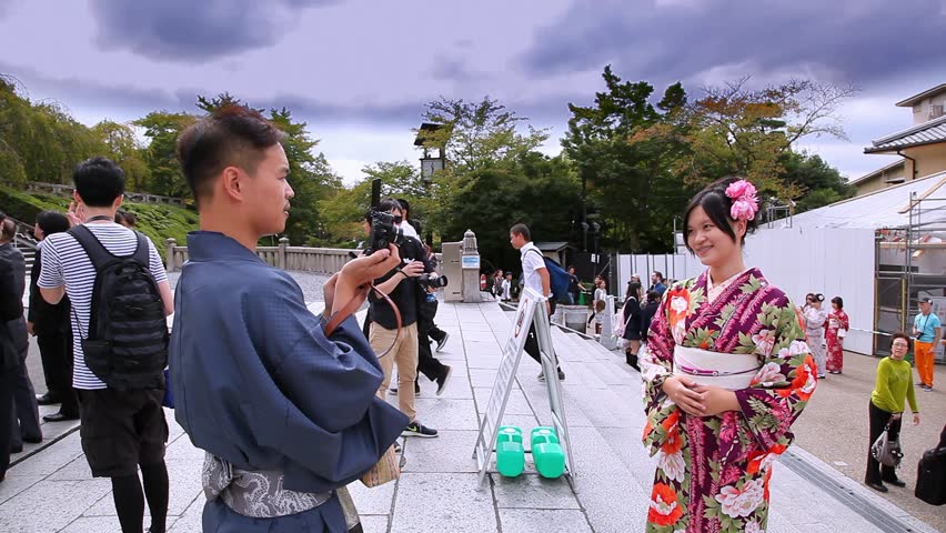 What to do in japan october