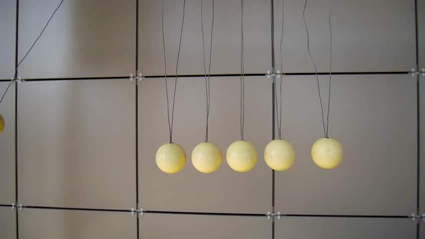 Header of pendulum