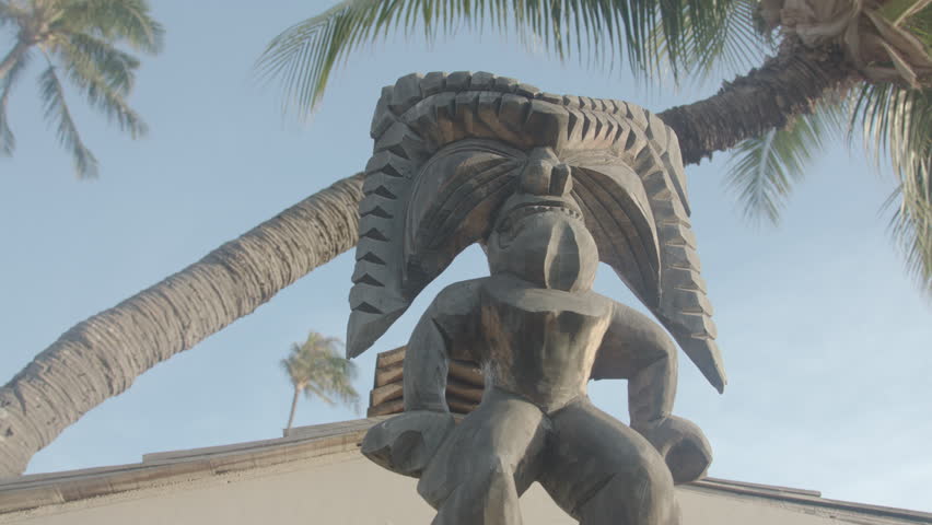 Header of totem