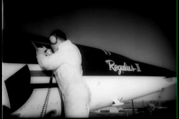 Header of regulus
