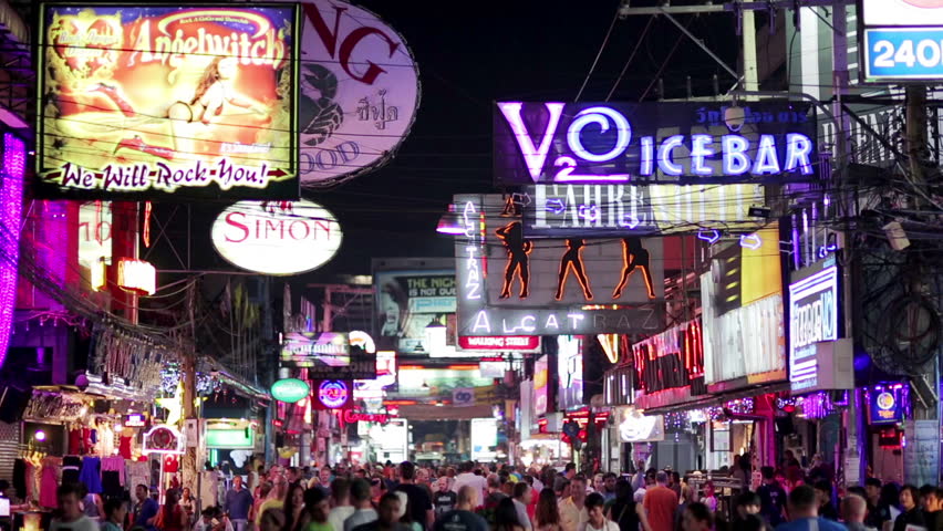 PATTAYA - CHON BURI - THAILAND - CIRCA JULY 30:Timelapse Tourist In The ...